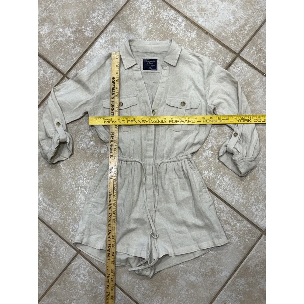 Abercrombie & Fitch Beige Button-Front Romper – Size XSP